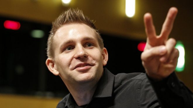 Max Schrems strikes again